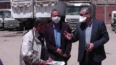 دعطا يتفقد شوارع وميادين المحلة الكبرى ويزور مصنع تدوير المخلفات لمتابعة الأعمال الجارية-صور