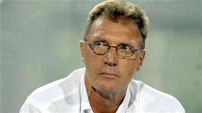 كرول: نقص الخبرات سبب غياب البطولات عن الزمالك فى عهدى