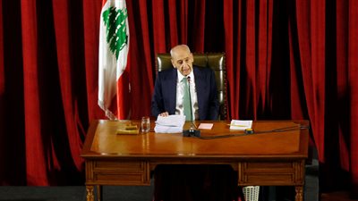 رئيس وزراء لبنان يدعو لوقف التدهور 