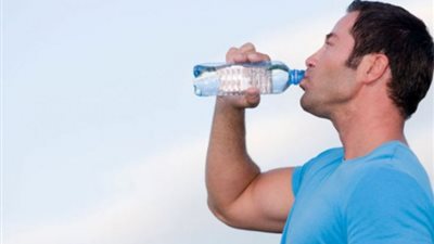 ما حكم من أكل أو شرب ناسيًا وهو صائم؟