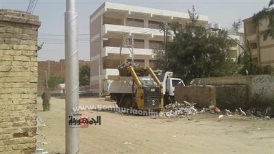 بالصور.. رفع 50 ألف طن قمامة ومخلفات بناء بالفيوم
