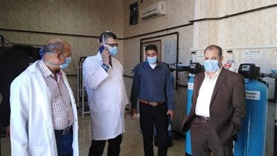 مدير التأمين الصحى يتفقد المركز الطبى بالعاشر