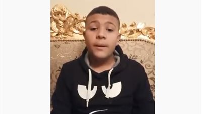 بالفيديو.. نجم ذا فويس كيدز يوسف فرج أصغر مشارك لمبادرة 1000 كاتب