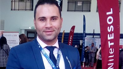 إمتحانات ثانية ثانوى.. مراجعة ليلة الامتحان اللغة الانجليزية .. الجزء الثالث تدريبات على الكلمات والقواعد
