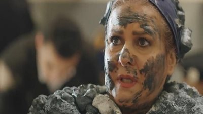 دلال عبد العزيز تتحول لكتلة من الأسمنت فى الحلقة 13 من 