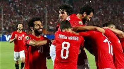 نجم المنتخب يُفجر مفاجأة بشأن أفضل لاعب في تاريخ الكرة المصرية