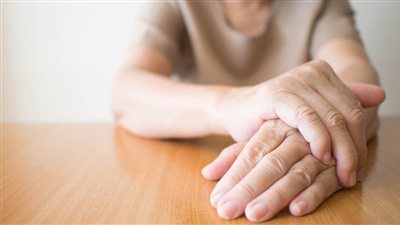 تغيير في الكتابة قد يكون علامة مبكرة للإصابة بمرض باركنسون