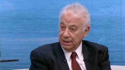 خطاب يحذر.. على كبار السن التزام منازلهم بعد الانفتاح
