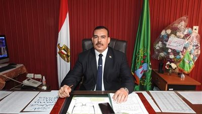 المنايفة يتسابقون علي تقديم الأبحاث الورقية