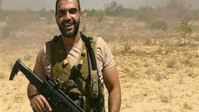 محمد خضير يهدى أغنية أعظم اب لوالد الشهيد احمدالمنسي