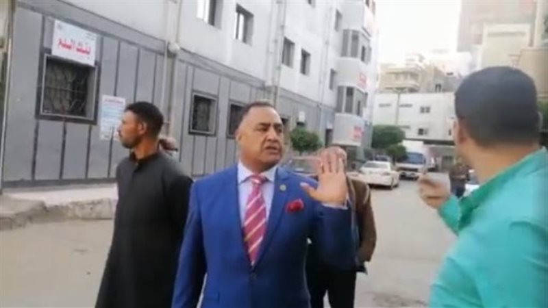 إلهامي عجينة عضو