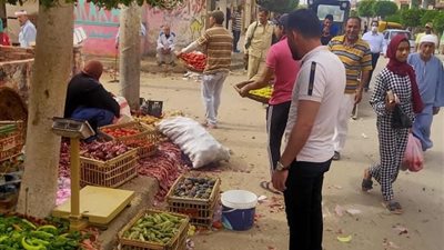 بسبب كورونا ...إزالة الأسواق العشوائية بالتل الكبير