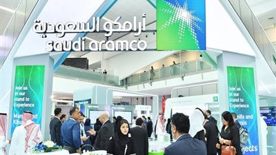بورصة السعودية تواصل مكاسبها وسهم أرامكو يتجاوز سعر الطرح