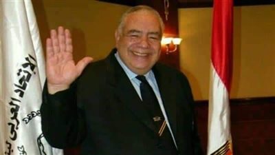 فهيم ينشئ لجنة الصالات الخاصه 