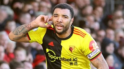 تروي ديني يرفض الانضمام لتدريبات فريقه خوفا على ابنه