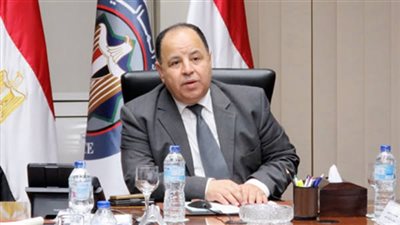 وزير المالية : سداد المستحقات الحكومية بالمحمول