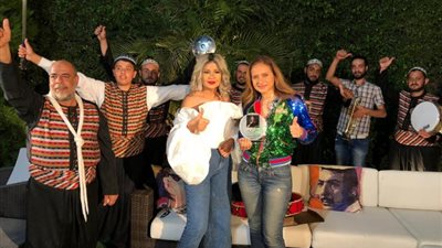 بالفيديو: نيللي كريم عن المخرجة كاملة أبو ذكري: وش السعد عليه