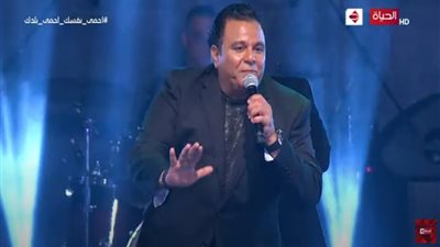 محمد فؤاد يتأثر من غياب الجمهور في حفلته فى عيد الفطر