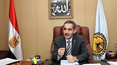 محافظ الغربية يتابع التزام السائقين والركاب بارتداء الكمامات اعتباراً من غدا