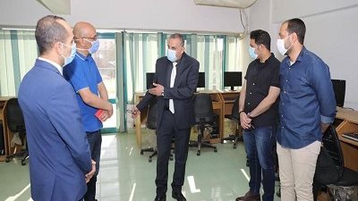 محافظ سوهاج يتفقد تجهيزات استراحة الأطباء بمركز إعداد القادة