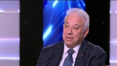 عضو اللجنة العليا للفيروسات: ربما يكون هناك موجة ثانية لكورونا في فصل الخريف