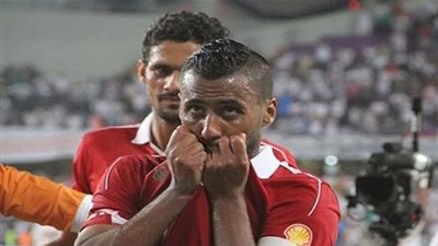 أول رد من حسام عاشور بعد خبر انتقاله للزمالك