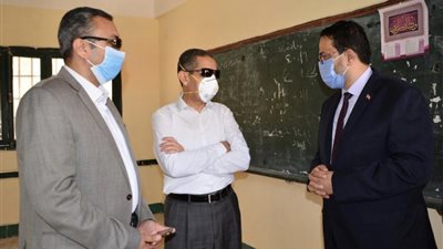 120 بوابة تعقيم وخط ساخن استعدادا لامتحانات الثانوية العامة بالغربية-صور