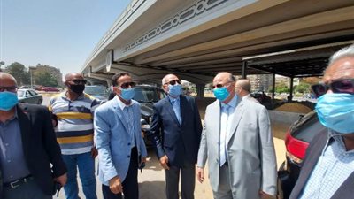 محافظ القاهرة يفاجئ الجراجات المغلقة بالعاصمة لتحقيق السيولة المرورية بالشوارع.صور