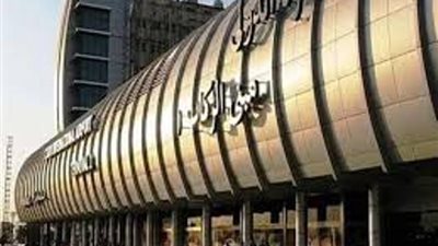 563 راكبا من جنسيات مختلفة يغادرون القاهرة علي 3 رحلات