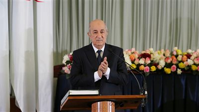 رئيس الجزائر يوقع مرسوما بتعديلات في الحكومة