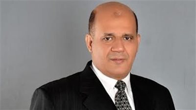 النائب طارق متولي: مواقع التواصل الاجتماعي أصبحت بابا للاتجار في أسطوانات الأكسجين وسحبها من الأسواق