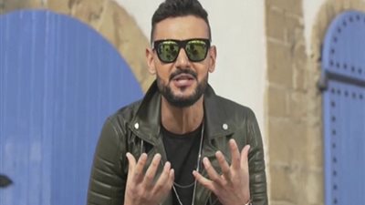 رامز جلال يعلق على فتح دور العرض بمشهد كوميدى من فيلم 