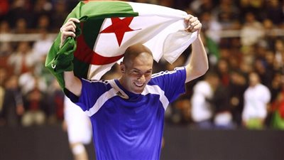 زيدان يواصل دعم الجزائر لمكافحة كورونا