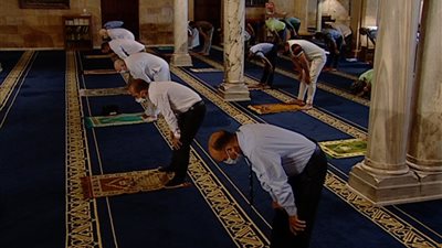 غدا.. المركز الإعلامي يبث الصلوات أون لاين من الجامع الأزهر