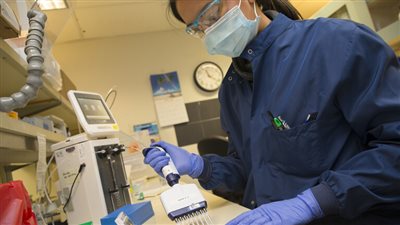 الولايات المتحدة تسجل أكثر من 40 ألف إصابة بكورونا