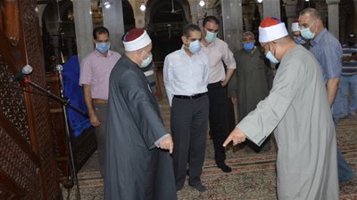 محافظ الغربية : 3225 مسجدا استقبلت المصلين وسط إجراءات وقائية للحد من 
