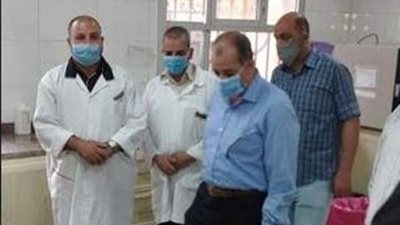 مدير التأمين الصحى يفاجئ عيادة المبرة بالزقازيق ويطلب تلافى التكدس والزحام