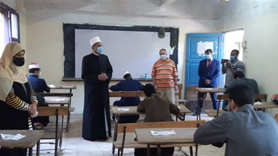 وكيل الأزهر لطلاب الثانوية : نعمل على توفير سبل الراحة لكم وأبوابنا مفتوحة أمام الجميع