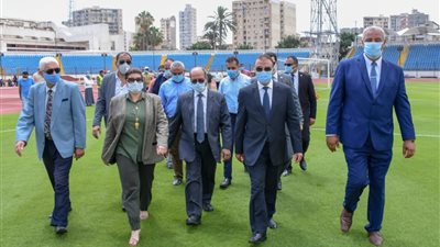 محافظ الإسكندرية يُطلق إشارة بدء عودة النشاط الرياضي باستاد الإسكندرية