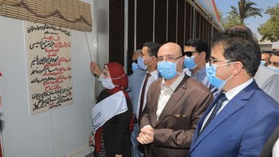 محافظ بني سويف يفتتح تطوير مشروعات الدواجن