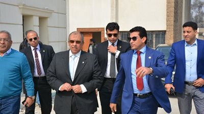 وزير الرياضة: لدينا تكليف من الفيفا بتحديد مصير المسابقات