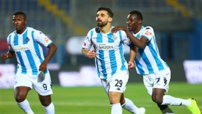 مفاجأة .. تراورى يوقع للأهلى وبيراميدز يرفض إتمام الصفقة