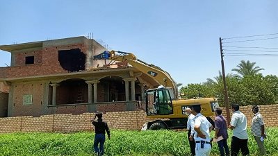 محافظ أسيوط : تنفيذ 3699 حالة ازالة لمخالفات بناء وتعديات على الاراضى خلال 70 يوم
