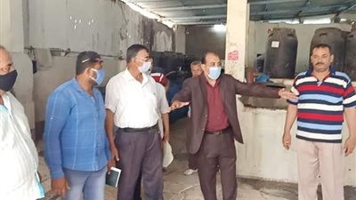 ضبط أغذية غير صالحة للاستهلاك الآدمي ببني عبيد بالدقهلية
