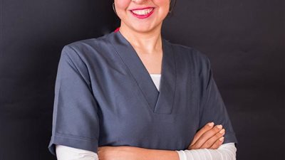 إخصائى طب الفم و الاسنان تقدم روشتة ذهبيه للتصالح مع اسنانك