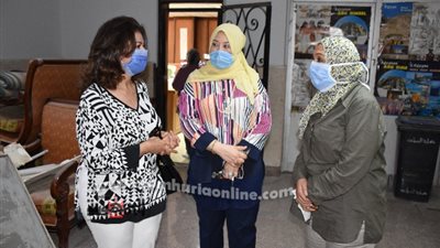 معاويه تتابع أعمال الامتحانات للدراسات العليا بالسياحة والفنادق بالسادات.. صور وفيديو