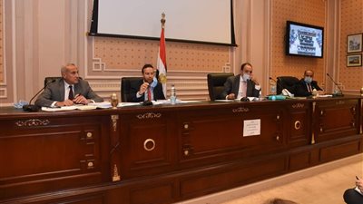 اقتصادية النواب تعلن تاييدها لمبادرات البنك المركزى لانعاش الاقتصاد المصرى