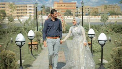 الف مبروك للعروسين محمود ورابعة