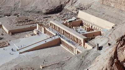 الحكومة تدفع بميزه جديدة لتأسيرات الوفود السياحية
