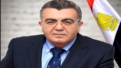 حاتم صادق يؤكد ضرورة اشراك هيئة المساحة في عقود البناء والتشييد